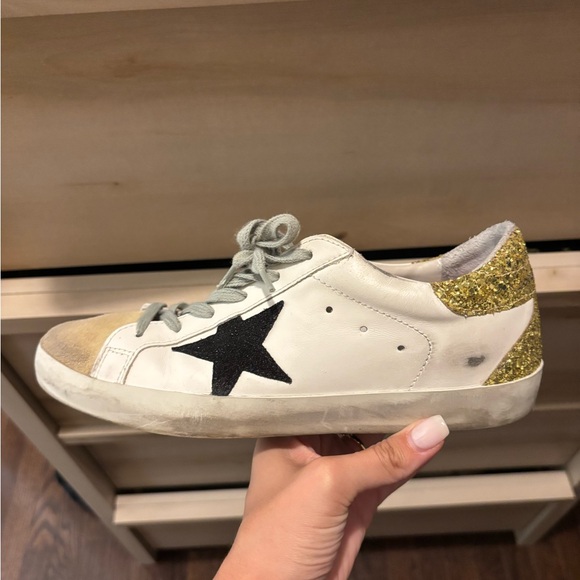Golden Goose Superstar Sneakers with Gold and Black Accents - Picture 13 of 16